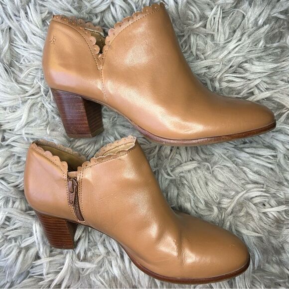 Jack Rogers tan scalloped leather block heel ankle boots women’s shoe size 8 - Picture 6 of 12